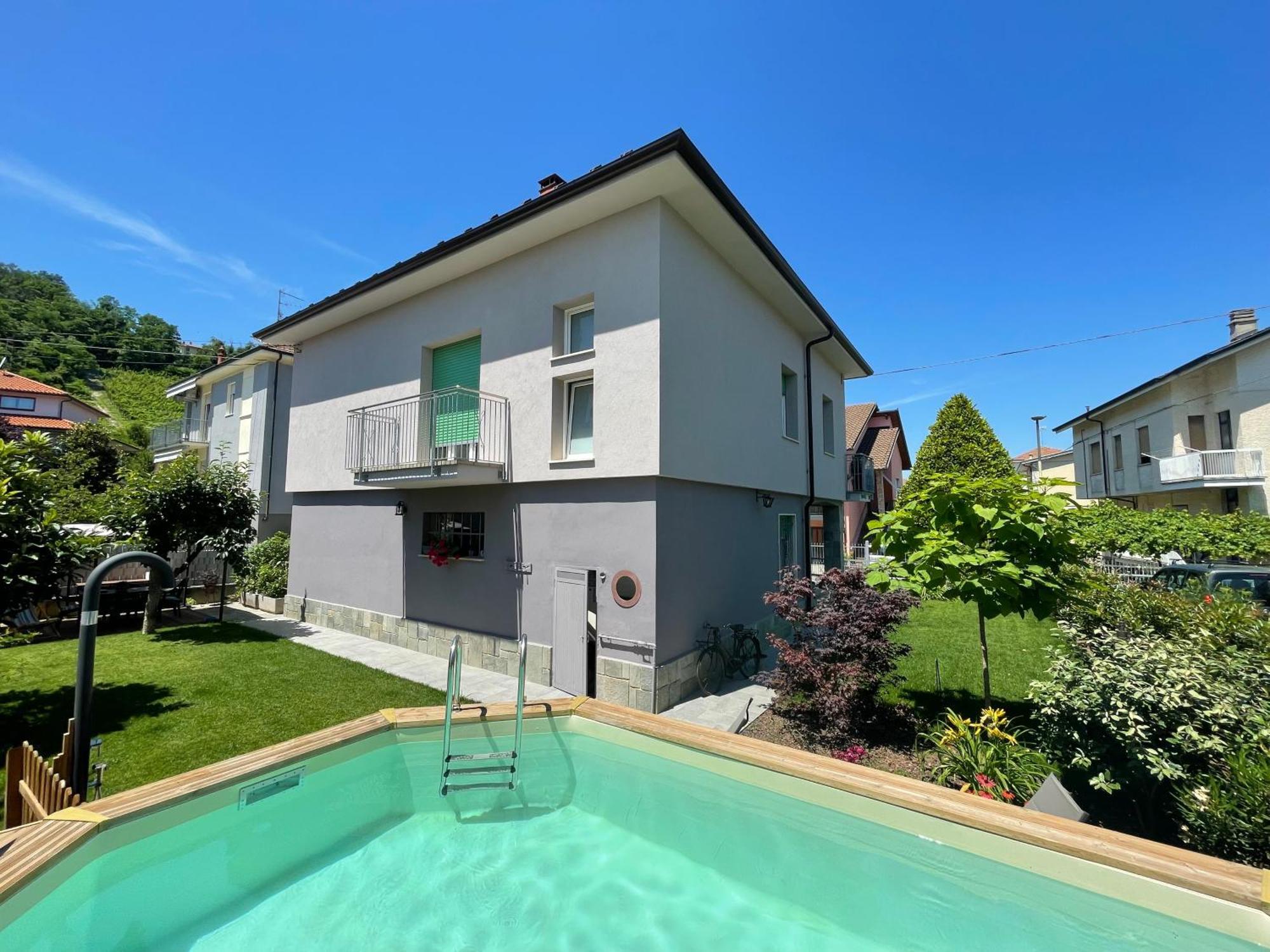 Casa Piero, Relax E Piscina Privata Tra Le Colline Delle Langhe Villa Alba  Luaran gambar