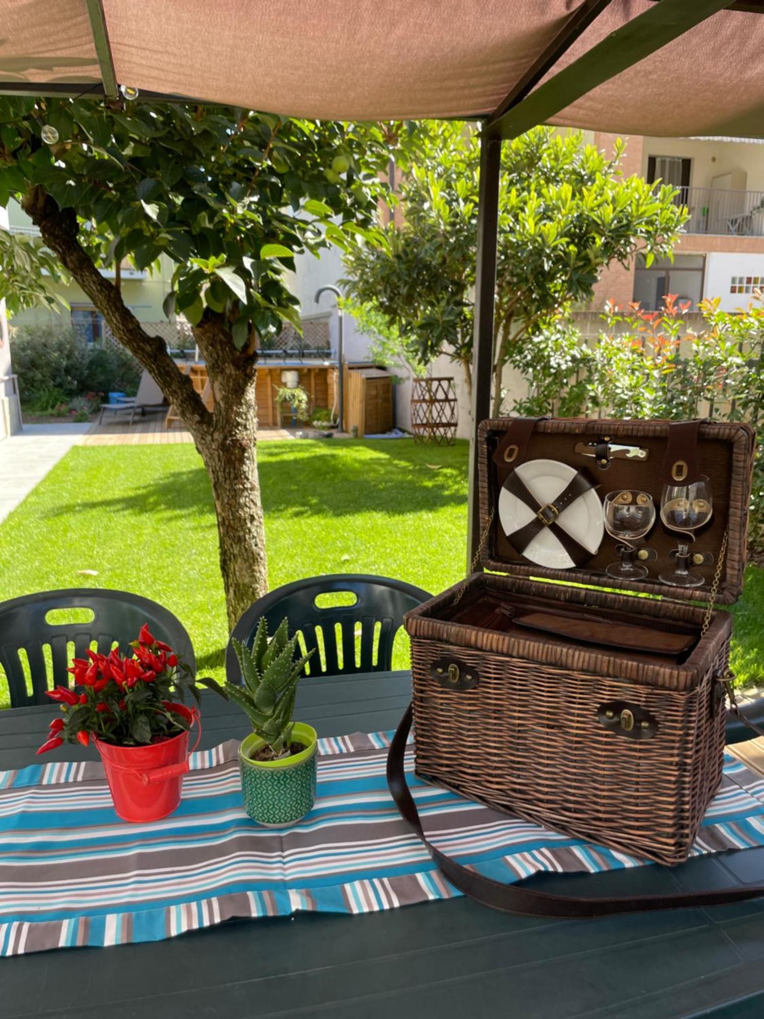 Casa Piero, Relax E Piscina Privata Tra Le Colline Delle Langhe Villa Alba  Luaran gambar